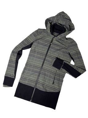 LULULEMON Daily Practice Jacket in Space Dye Dark Slate / Fatigue Green Size 6